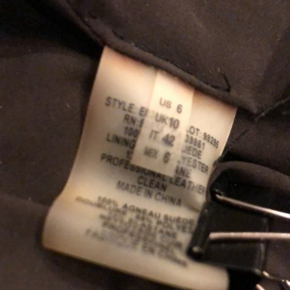 👛(ANY 2/$60) ELIE TAHARI 100 Percent Lamb Suede Jacket Outer, Ruffle Detail, 6 - Picture 6 of 7